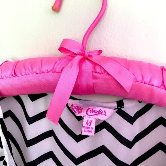 Candies zig zag sleeveless blouse - Picture 4 of 6